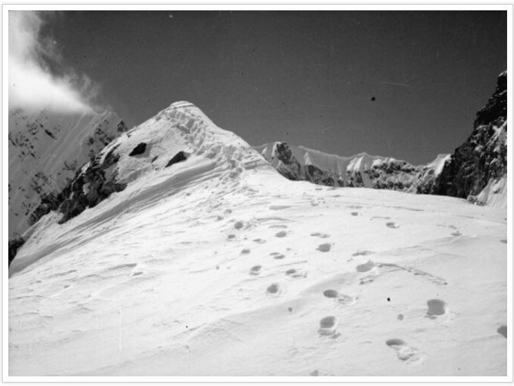 Yunnan, China. The ridge between the Tent Peak and Mount Sansato. 1 November 1938. 